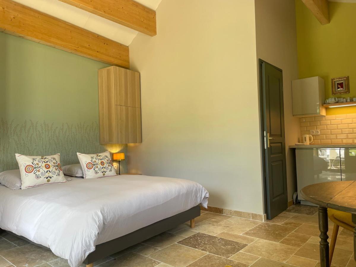 Le Bos Dordogne Apartment Soulaures Exterior photo